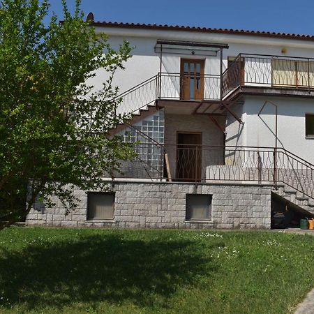 Appartement By The Castle Копер Екстериор снимка